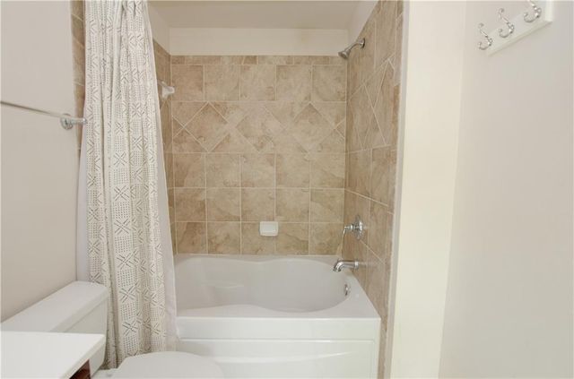 2208 Weldonberry Drive, Brookhaven, GA 30319