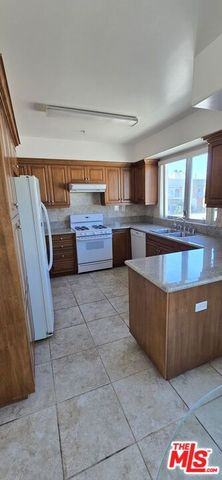 1748 Colby Avenue 201, Los Angeles, CA 90025