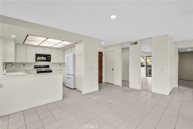 10 Lago Norte, Irvine, CA 92612