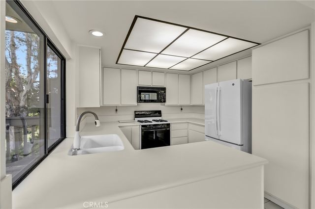 10 Lago Norte, Irvine, CA 92612