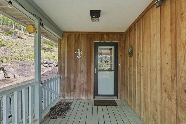 75 Linn Rd., Shirley, AR 72153