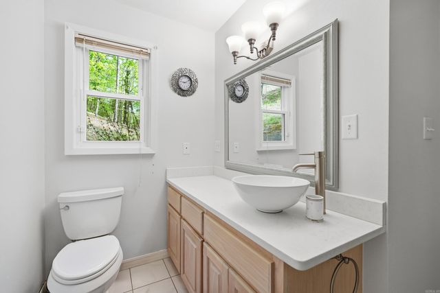 75 Linn Rd., Shirley, AR 72153