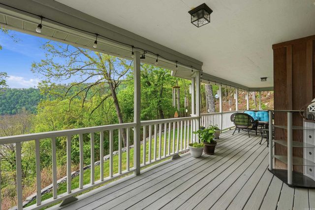 75 Linn Rd., Shirley, AR 72153