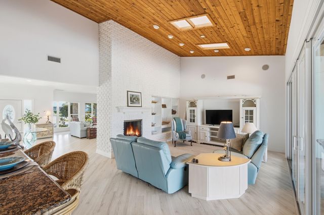 5201 SE Burning Tree Circle, Stuart, FL 34997