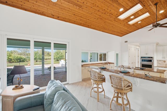 5201 SE Burning Tree Circle, Stuart, FL 34997