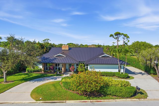 5201 SE Burning Tree Circle, Stuart, FL 34997