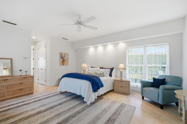 5201 SE Burning Tree Circle, Stuart, FL 34997