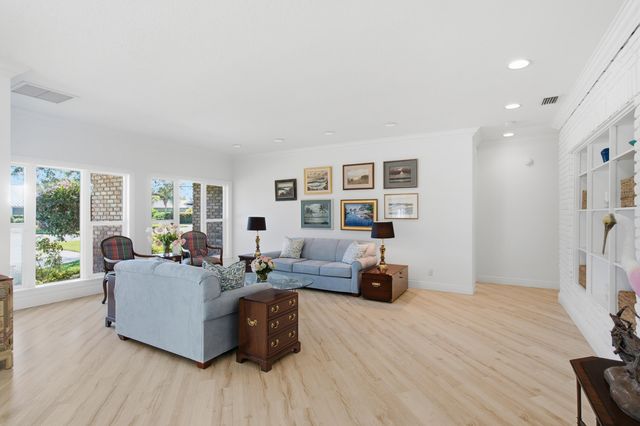 5201 SE Burning Tree Circle, Stuart, FL 34997