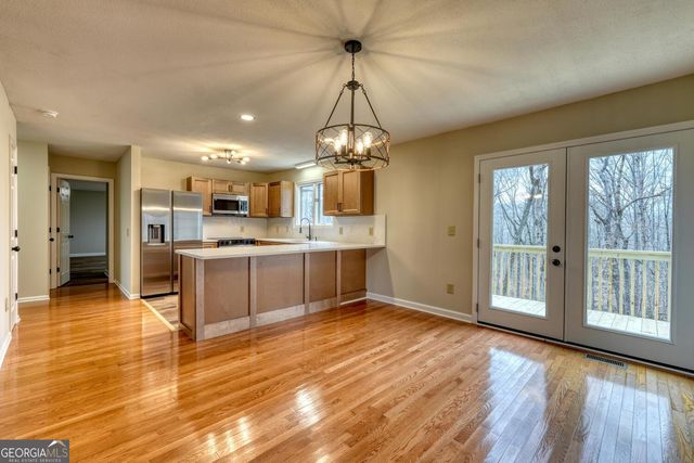 1957 Drayton Way, Young Harris, GA 30582