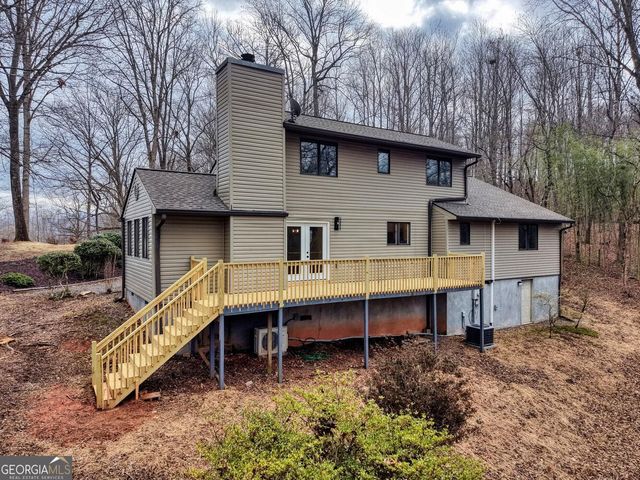 1957 Drayton Way, Young Harris, GA 30582