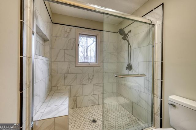 1957 Drayton Way, Young Harris, GA 30582