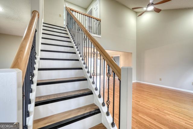 1957 Drayton Way, Young Harris, GA 30582