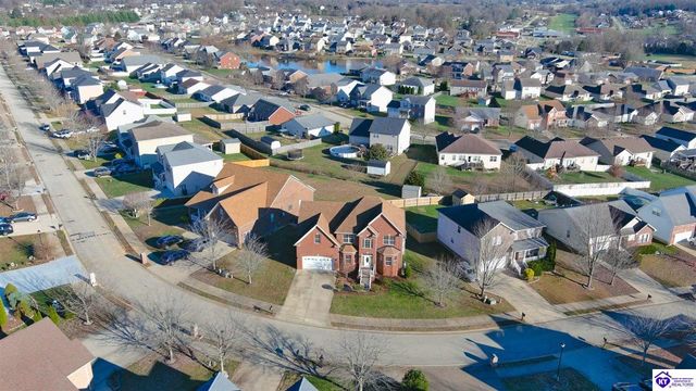 340 Vineland Place Drive, Vine Grove, KY 40175