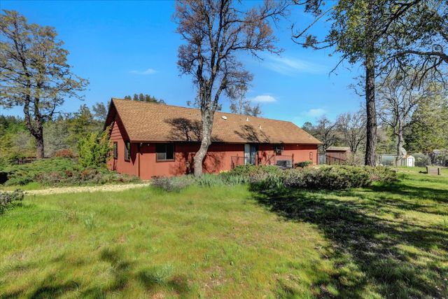 10265 Newtown Rd, Nevada City, CA 95959