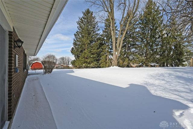 615 Bendwood Way, Beavercreek, OH 45430