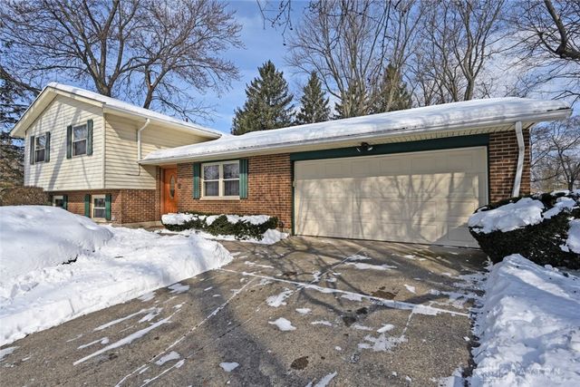 615 Bendwood Way, Beavercreek, OH 45430