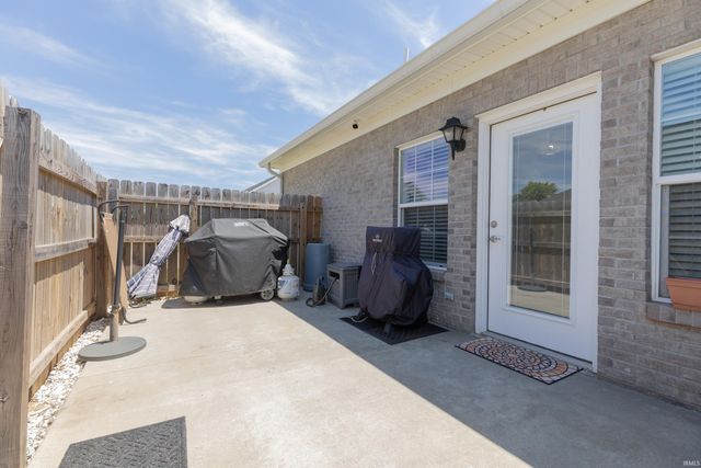 2630 Pecan Trace, Evansville, IN 47715