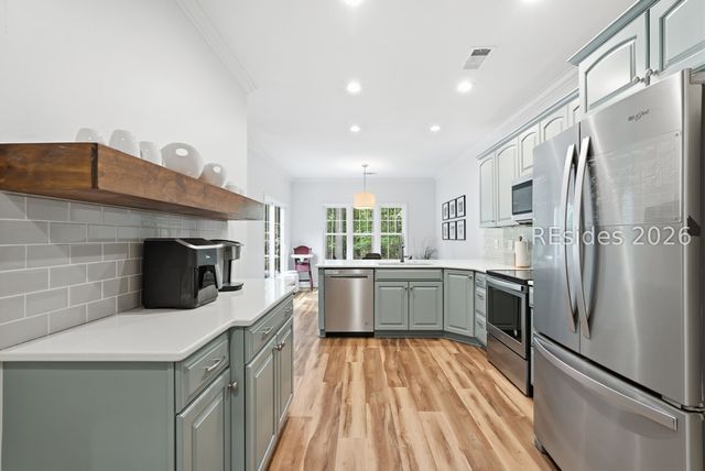 5 Parkside Ct, Bluffton, SC 29910