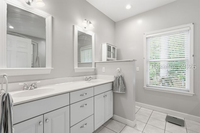 5 Parkside Ct, Bluffton, SC 29910