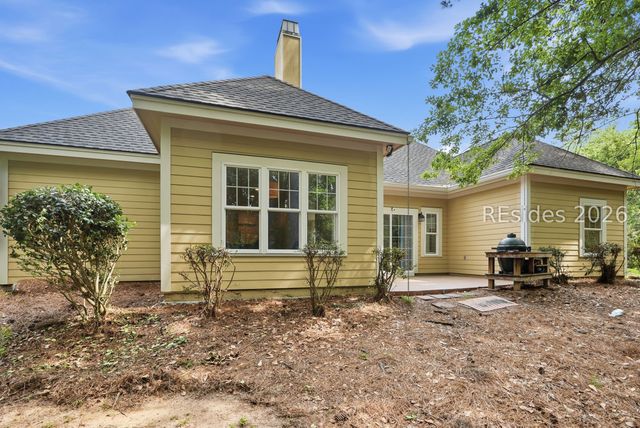 5 Parkside Ct, Bluffton, SC 29910