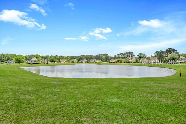 5 Parkside Ct, Bluffton, SC 29910