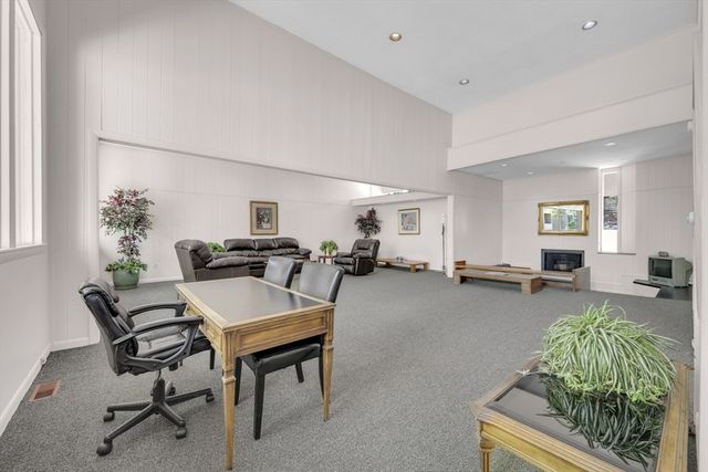 42 Shrewsbury Green Dr F, Shrewsbury, MA 01545