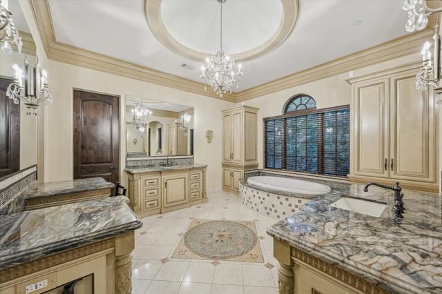 11323 Iris Lee Lane, Houston, TX 77024