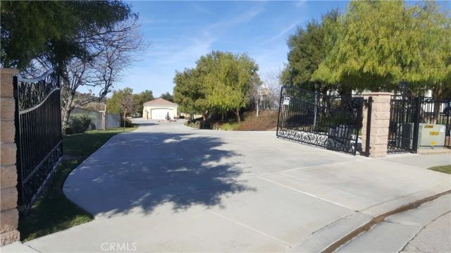 4007 Suzie Circle, Corona, CA 92881