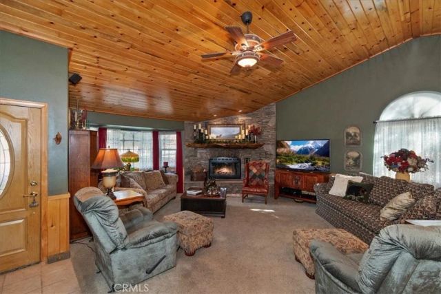 42243 Castle Crag, Big Bear Lake, CA 92315