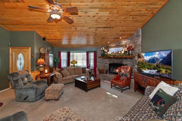 42243 Castle Crag, Big Bear Lake, CA 92315