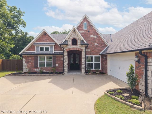7112 Stonebrook Drive, Fort Smith, AR 72916