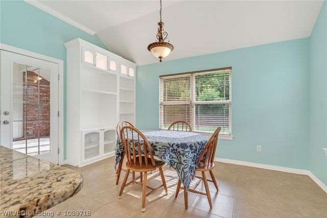 7112 Stonebrook Drive, Fort Smith, AR 72916