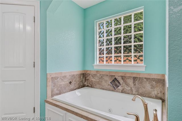 7112 Stonebrook Drive, Fort Smith, AR 72916