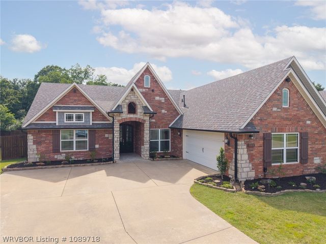 7112 Stonebrook Drive, Fort Smith, AR 72916