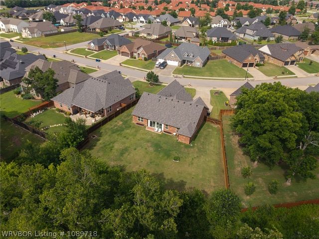 7112 Stonebrook Drive, Fort Smith, AR 72916