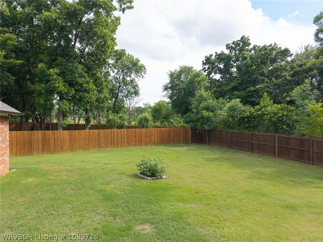 7112 Stonebrook Drive, Fort Smith, AR 72916