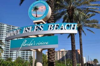 16919 N Bay Rd 509, Sunny Isles Beach, FL 33160