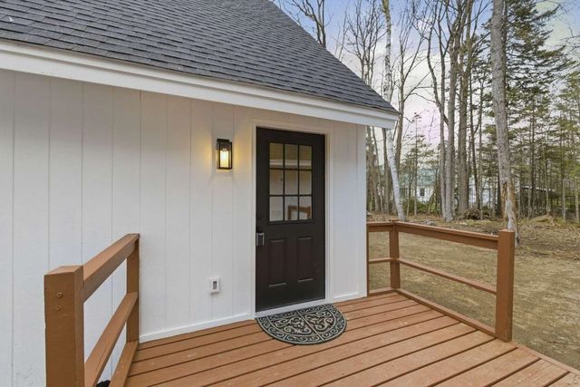 91 Chalk Pond Road, Newbury, NH 03255