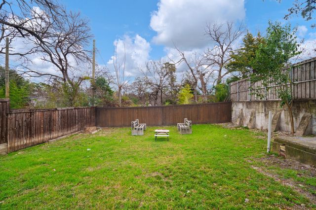 1614 Seevers Avenue, Dallas, TX 75216