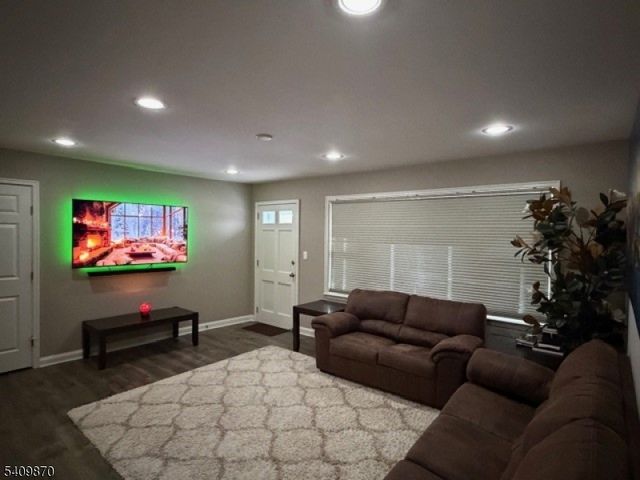 28 Lincoln Gdns 28, Parsippany-troy Hills Twp., NJ 07034