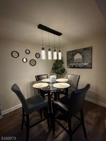 28 Lincoln Gdns 28, Parsippany-troy Hills Twp., NJ 07034