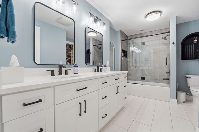 1060 Grand Avenue 203, Saint Paul, MN 55105