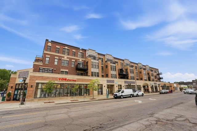 1060 Grand Avenue 203, Saint Paul, MN 55105