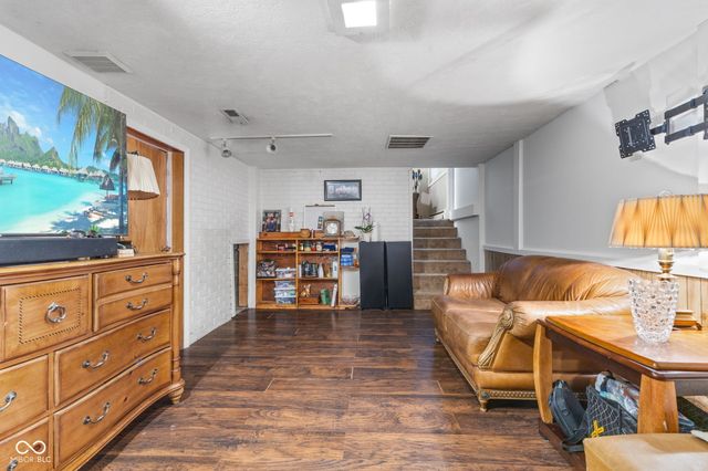 8149 S Pennsylvania Street, Indianapolis, IN 46227