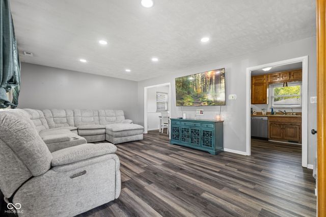 8149 S Pennsylvania Street, Indianapolis, IN 46227