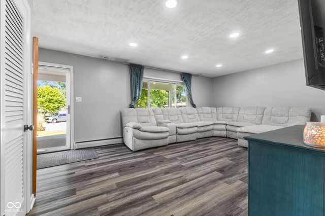 8149 S Pennsylvania Street, Indianapolis, IN 46227
