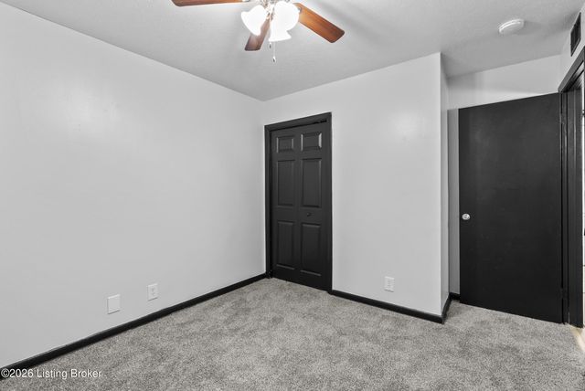 3506 Colmar Dr, Louisville, KY 40211