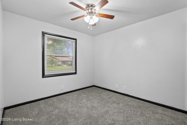 3506 Colmar Dr, Louisville, KY 40211