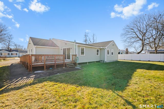 30 Jackson Street, Windsor Locks, CT 06096