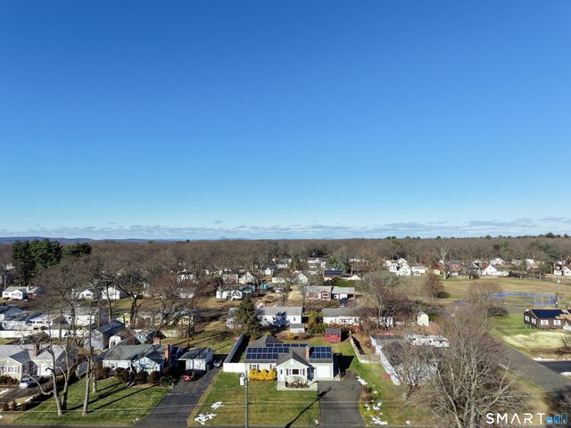 30 Jackson Street, Windsor Locks, CT 06096